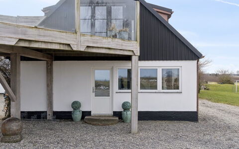 Carola - 1Km from the Sea: Tag, Arkitektur, Hjem, Hus, Sommerhus, Sidespor, Estate, Veranda, Skygge