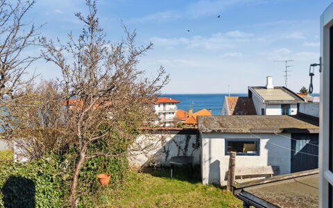 Ariela - 150M from the Sea: Hjem, Sommerhus, Veranda, Sidespor, Stuehus, Udendørs Struktur