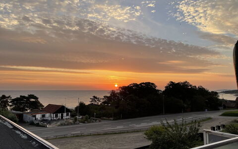 Evalina - 150M from the Sea: Himmel, Sky, Afterglow, Horisont, Solnedgang, Skumring, Solopgang, Aften, Red Sky At Morning, Orange
