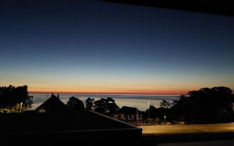 Evalina - 150M from the Sea: Himmel, Blå, Horisont, Skumring, Afterglow, Aften, Solnedgang, Morgen, Sollys, Red Sky At Morning