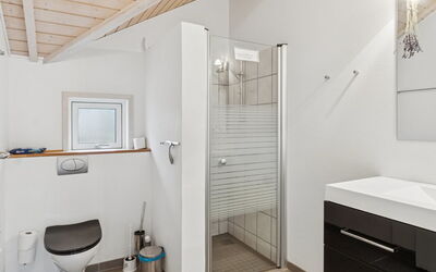 Loreia - 350M from the Sea