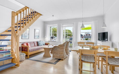 Thorfin - 10M from the Sea: Tag, Hus, Boligområde, Hjem, Estate, Sommerhus, Design