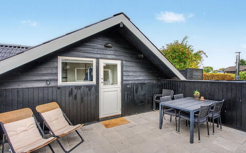 Kajsa - 150M from the Sea: Hjem, Sommerhus, Veranda, Sidespor, Stuehus, Udendørs Struktur