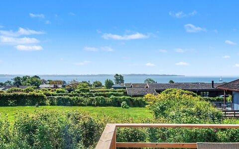 Teofan - 325M from the Sea: Hav, Coastal Og Oceaniske Landskabsformer, Ocean, Kyst, Kyst, Lyd, Skygge, Landscaping, Tropics, Eco Hotel