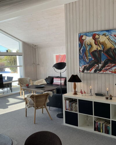 Hedvig - 500M from the Sea