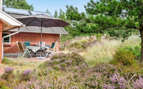 Annerose - 650M from the Sea: Møbel, Udendørs Møbler, Bordservice, Bord, Drinkware, Stol, Udendørs Bord, Mad, Flaske