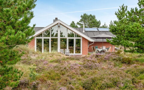 Annerose - 650M from the Sea: Møbel, Udendørs Møbler, Bordservice, Bord, Drinkware, Stol, Udendørs Bord, Mad, Flaske