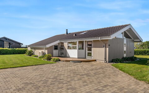 Lien - 100M from the Sea: Vand, Vandressourcer, Krop Af Vand, Rots, Kyst, Naturlige Landskab, Headland, Coastal Og Oceaniske Landskabsformer, Terræn, Promontory