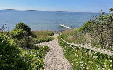 Bosse - 200M to the Fjord: Hvid, Font, Nummer