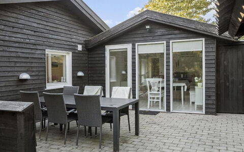 Nanne - from the Sea: Hvid, Font, Nummer