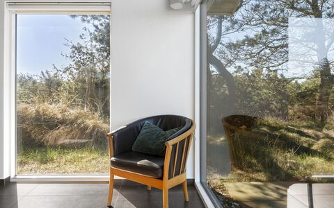 Svante - 300M from the Sea: Hvid, Font, Nummer