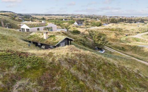 Apelone - 450M from the Sea: Græs, Økoregion, Græs-, Landdistrikt, Landskab, Land Lot, Plantesamfund, Tag, Sommerhus, Hældning