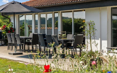 Maris - 20Km from the Sea: Træ, Tag, Hjem, Hus, Arkitektur, Sidespor, Land Lot, Sommerhus, Skur, Garden Bygninger