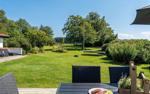 Maris - 20Km from the Sea: Træ, Tag, Hjem, Hus, Arkitektur, Sidespor, Land Lot, Sommerhus, Skur, Garden Bygninger