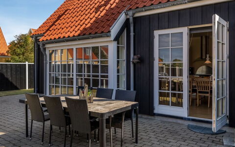 Verner - 990M from the Sea: Hvid, Font, Nummer