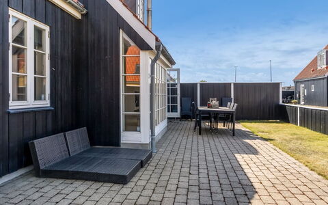 Verner - 990M from the Sea: Hvid, Font, Nummer