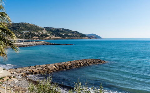 La Casetta del Pescatore: Hvid, Font, Nummer