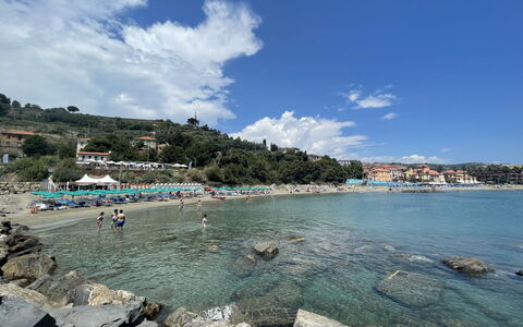 La Casetta del Pescatore: Blå, Vand, Krop Af Vand, Kyst, Coastal Og Oceaniske Landskabsformer, Strand, Sommer, Kyst, Hav, Bank