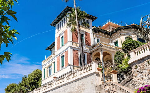 Villa Cristina: Boligområde, Arkitektur, Hjem, Altan, Mansion, Lejlighed, Estate, Villa, Hacienda