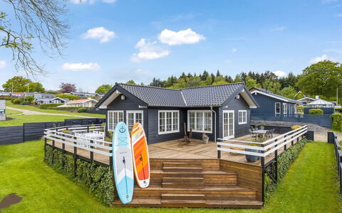 Marlien - 65M from the Sea: Hvid, Hældning, Kort
