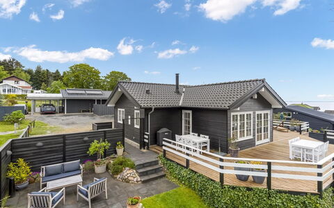 Marlien - 65M from the Sea: Hvid, Hældning, Kort