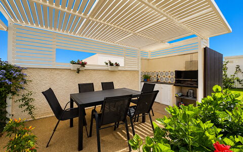 A Casa di Chica: Møbel, Skygge, Udendørs Møbler, Loft, Gårdhave, Eco Hotel, Stol, Have, Altan, Udendørs Bord