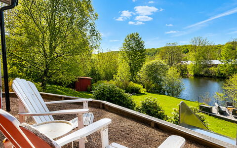Knäredsdrömmen: Lejlighed, Altan, Ejerlejlighed, Hegn, Udendørs Møbler