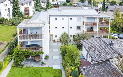 Flims 800: Boligområde, Kvarter, Lejlighed, Urban Design, Menneskelig Bosættelse, Have, Ejerlejlighed, Landscaping, Estate, Gård