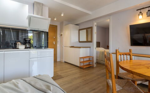 Fluromar: Lejlighed, Altan, Kyst, Hotel, Udvej, Badeby, Ferieby, Bugt, Penthouselejlighed