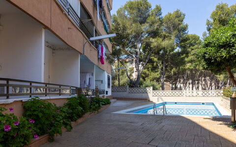 Fluromar: Lejlighed, Altan, Kyst, Hotel, Udvej, Badeby, Ferieby, Bugt, Penthouselejlighed