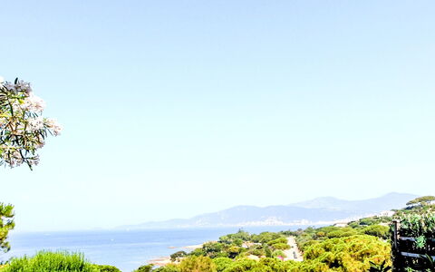 U Sognu: Lejlighed, Altan, Kyst, Hotel, Udvej, Badeby, Ferieby, Bugt, Penthouselejlighed
