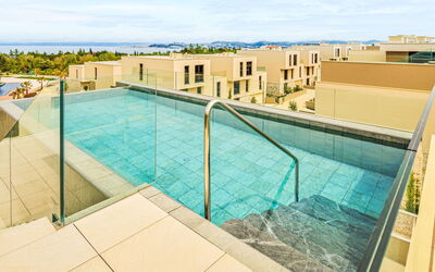 Feriebolig:&nbsp;Petram Deluxe Villa with Rooftop Pool 121.4