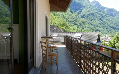 Casa Malva: Bjergrige Landskabsformer, Bjerg, Bakke, Veranda, Bjergkæde, Hill Station, Altan, Stol, Dal, Eco Hotel