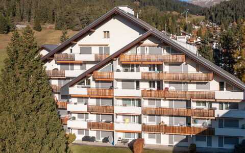 Val Signina 3-28: Møbel, Hav, Stol, Skygge, Altan, Udendørs Møbler, Eco Hotel, Kyst, Dæk, Bejdse