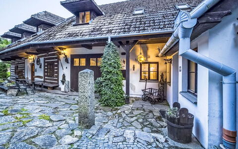 Fairytale Retreat: Møbel, Hav, Stol, Skygge, Altan, Udendørs Møbler, Eco Hotel, Kyst, Dæk, Bejdse