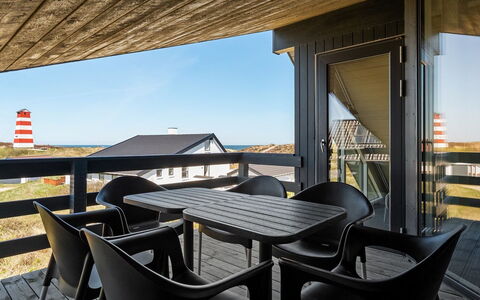 Flugha - 190M from the Sea: Møbel, Hav, Stol, Skygge, Altan, Udendørs Møbler, Eco Hotel, Kyst, Dæk, Bejdse