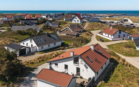 Flugha - 190M from the Sea: Tag, Hus, Hjem, Boligområde, Landskab, Land Lot, Sommerhus, Hældning, Forstad, Landsby