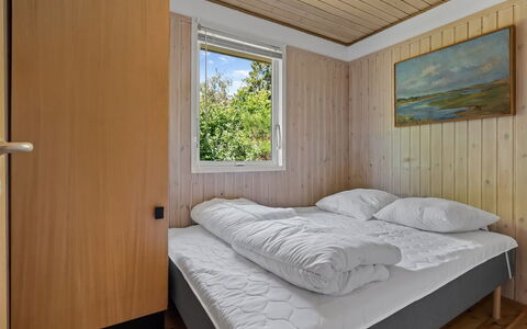 Ursula - 7Km from the Sea: Soveværelse, Træ, Seng, Sengetøj, Etage, Sengetøj, Gulvbelægning, Indretning, Bed Frame, Loft