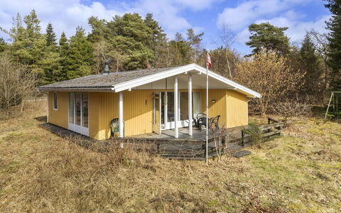 Ursula - 7Km from the Sea: Møbel, Hav, Stol, Skygge, Altan, Udendørs Møbler, Eco Hotel, Kyst, Dæk, Bejdse