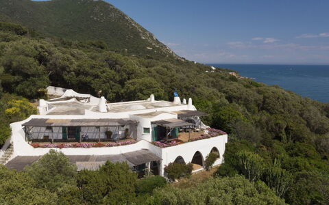 Villa Delfino: Bjergrige Landskabsformer, Bjerg, Bakke, Bjergkæde, Landskab, Highland, Hill Station, Skygge, Kam