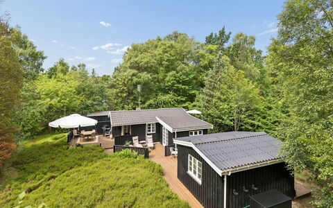 Ami - 850M from the Sea: Hus, Hjem, Tag, Boligområde, Sommerhus, Land Lot, Estate, Landdistrikt, Have, Landscaping