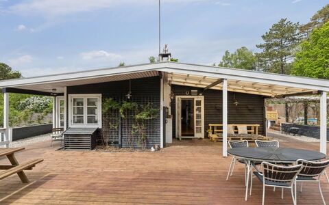 Ingalil - 950M from the Sea: Svømmepøl, Ferieby, Eco Hotel, Udvej, Villa