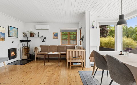 Ingalil - 950M from the Sea: Svømmepøl, Ferieby, Eco Hotel, Udvej, Villa