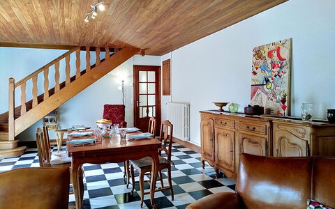 Le Village: Svømmepøl, Ferieby, Eco Hotel, Udvej, Villa