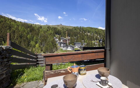 Martini Garden Studio: Svømmepøl, Ferieby, Eco Hotel, Udvej, Villa