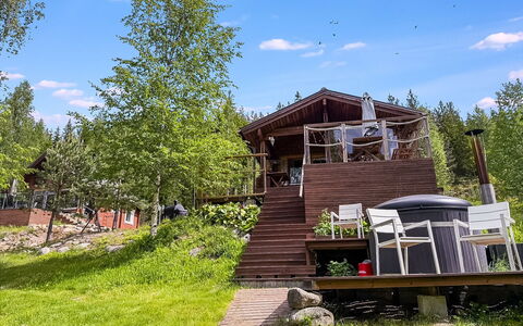Villa Kaidanjylhä: Træ, Sommerhus, Hus, Busk, Hjem, Landdistrikt, Veranda, Land Lot, Have