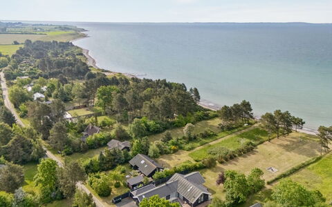Stasia - 50M from the Sea: Kyst, Coastal Og Oceaniske Landskabsformer, Hav, Kyst, Ocean, Bugt, Plantation, Landscaping, Luftfotografering, Lyd