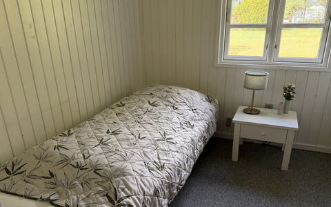 Arisa - from the Sea: Træ, Etage, Gulvbelægning, Soveværelse, Sengetøj, Seng, Sengetøj, Sengetøj, Bed Frame, Værelse