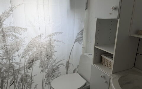 Arisa - from the Sea: Væg, Sanitærarmatur, Indretning, Badeværelse, Vvs, Håndvask, Badeværelsesvask, Toilet, Design