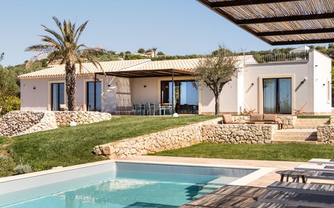 Villa Maddalena: Udvej, Estate, Villa, Eco Hotel, Hotel, Stuehus, Svømmepøl